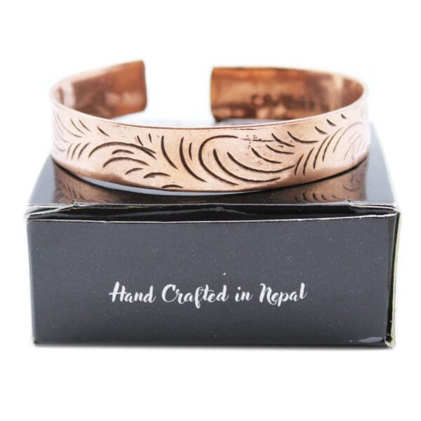 Pulsera Tibetana de Cobre de Remolinos Tribales Anchos - Imagen 4